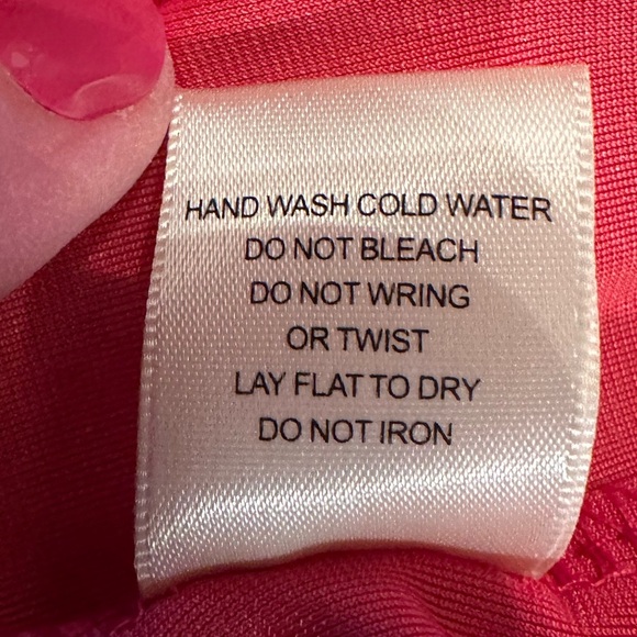 NWT Emma and Posh red velvet beaded bodycon dress size medium. - Picture 8 of 8